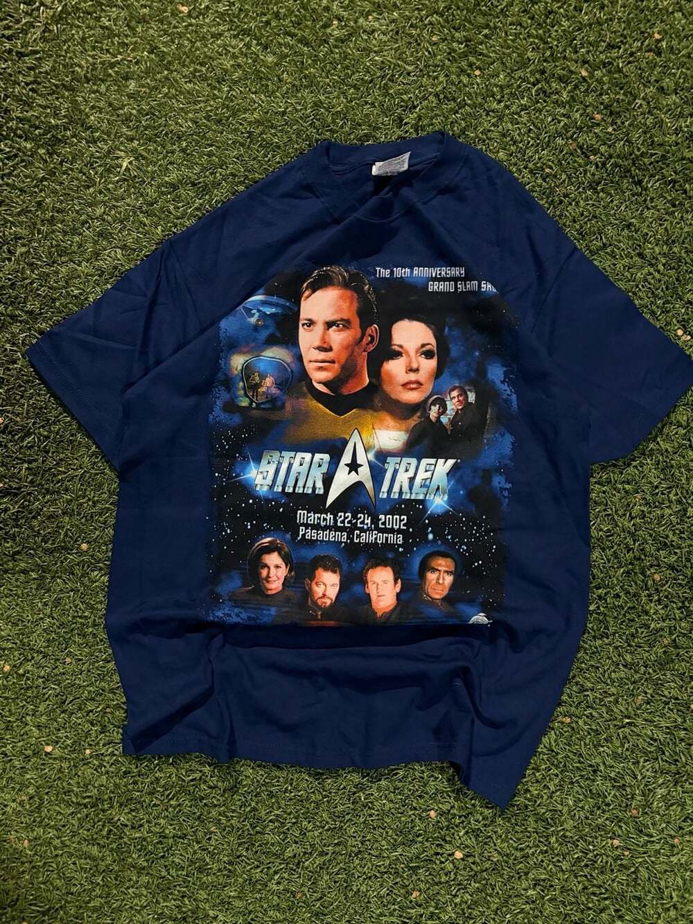 Vintage 2002 Star Trek Graphic T-Shirt